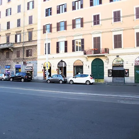 Colosseo Cosy Suites Rome