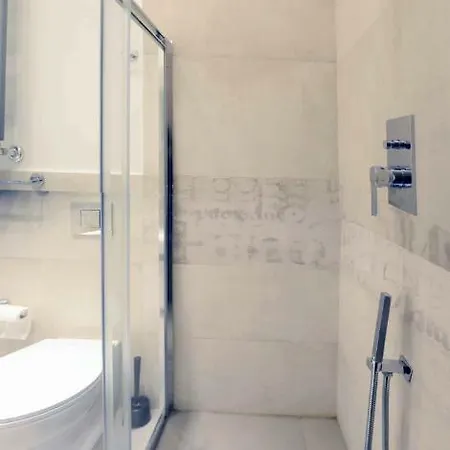 Colosseo Cosy Suites * Rome