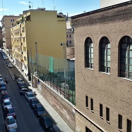 Colosseo Cosy Suites * Rome