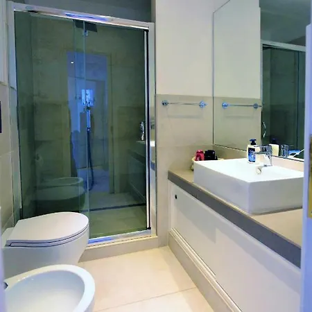 Colosseo Cosy Suites *